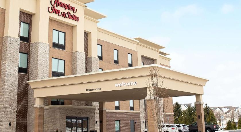 Hampton Inn & Suites Dundee, MI photo
