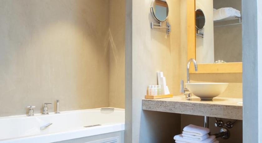 Image of Suite 2