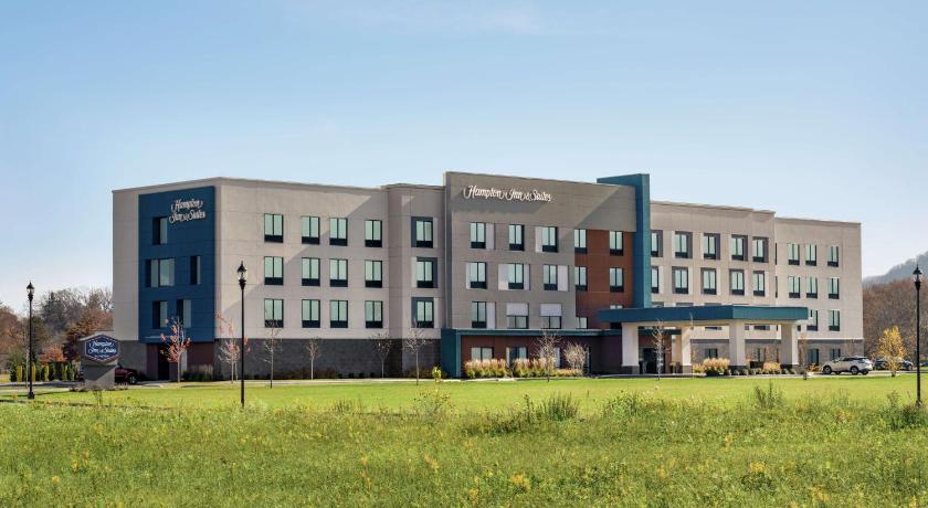 Hampton Inn & Suites Olean photo