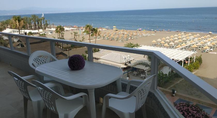 Apartamentos Don Pepe photo