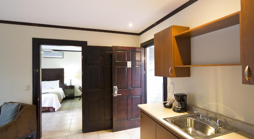 Image of Master Suite 1