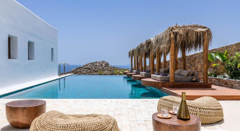 Charisma Hotel and Wellness Suites — Hotel in Mykonos