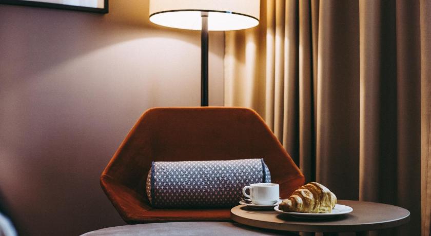 Crowne Plaza Belgrade photo