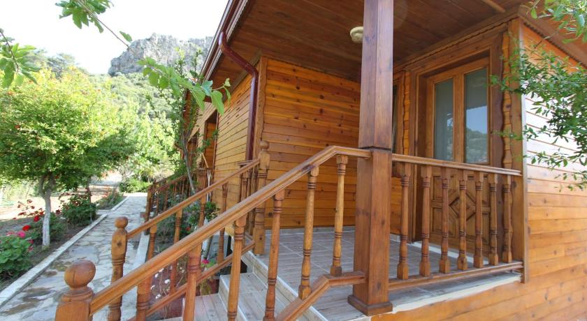 Elly's Home - image 8