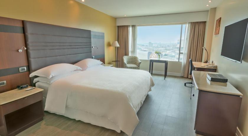 Sheraton Guayaquil Hotel photo
