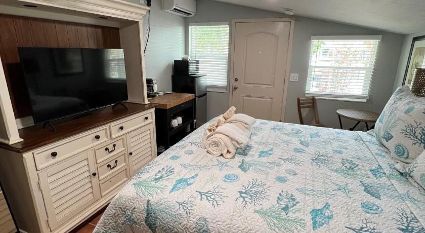 Tarpon Tale Inn photo