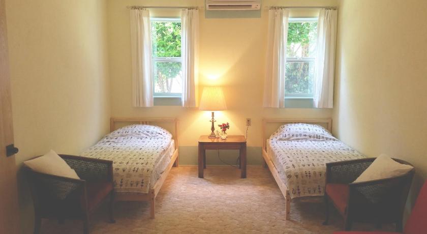 Image of Deluxe Suite with Sea View 1