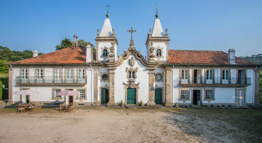 Outeiro Tuias - Manor House — Hotel in Marco de Canaveses