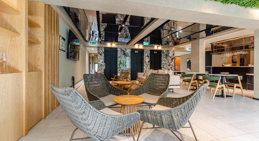 Lisbon OMID Saldanha Hotel 4-Star Hotel pool