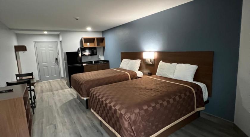 Relax Inn Channelview photo