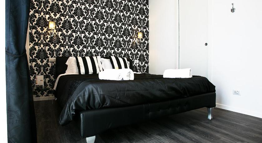 Image of Deluxe Room 1