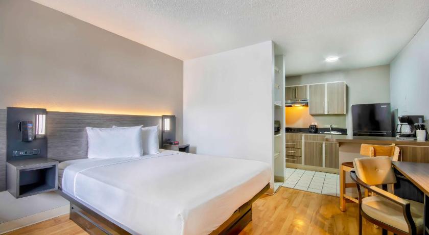 Studio 6-San Antonio, TX - Six Flags — Hotel in San Antonio (TX)