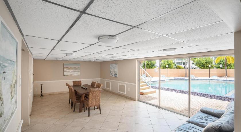 Marbella Towers High Floor Wonderful Condos photo