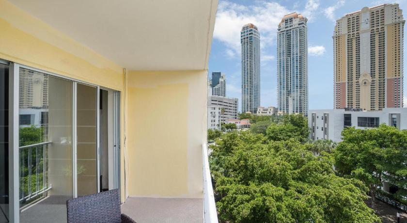 Marbella Towers High Floor Wonderful Condos photo