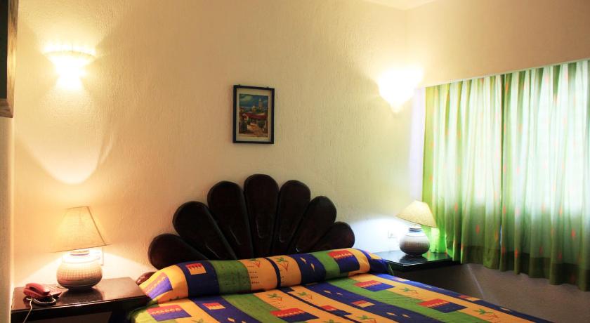 Suites Plaza del Rio - Family Hotel Malecon Centro