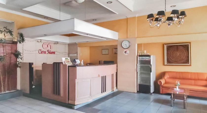 Urbanview Hotel Syariah Citra Nusantara Balikpapan photo