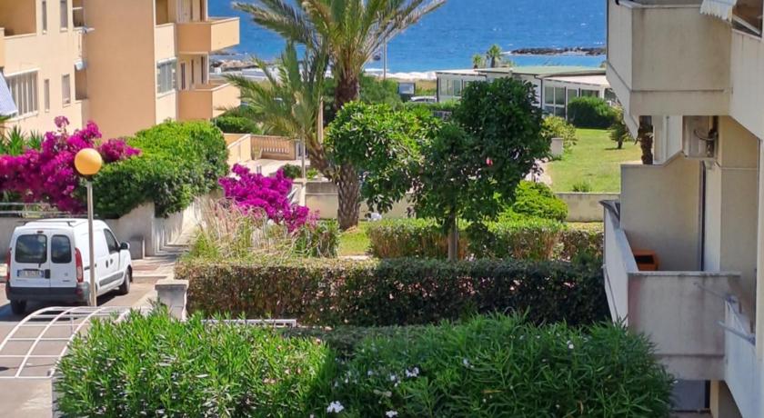 Hotel La Punta photo