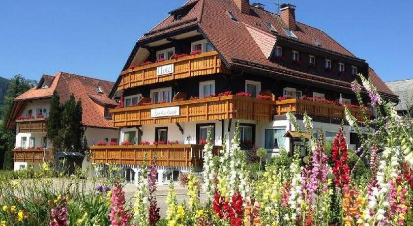 Hotel Zartenbach B&amp;B — Hotel in Hinterzarten
