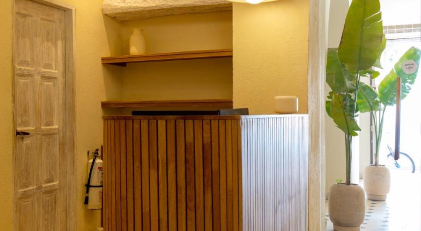 B Haus Hotel Boutique photo