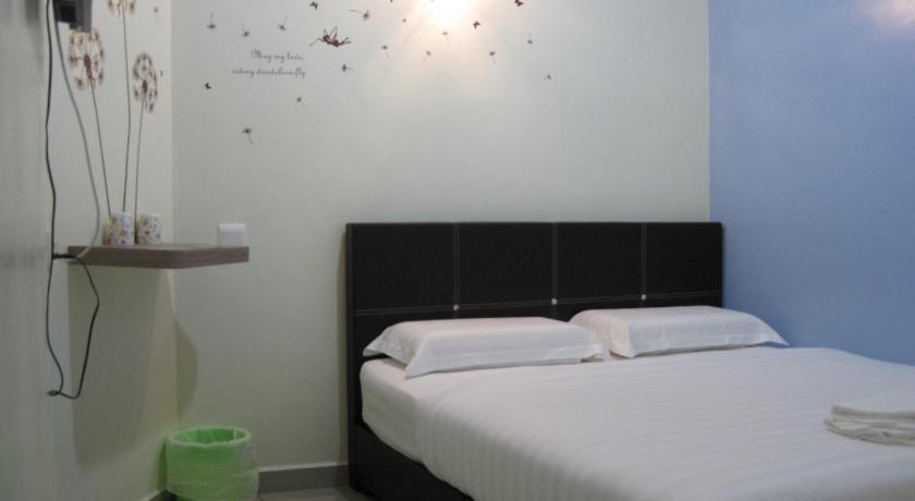 バトゥ・パハッ Max Inn Hotel ホテル 外観