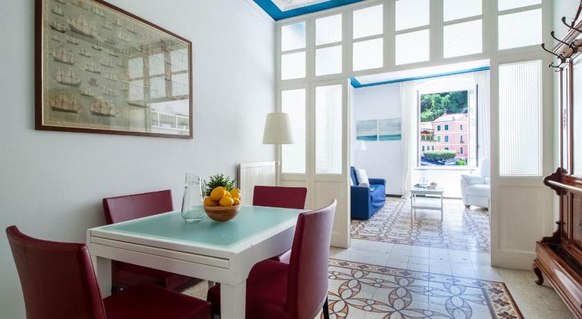 Blue by PortofinoHomes photo
