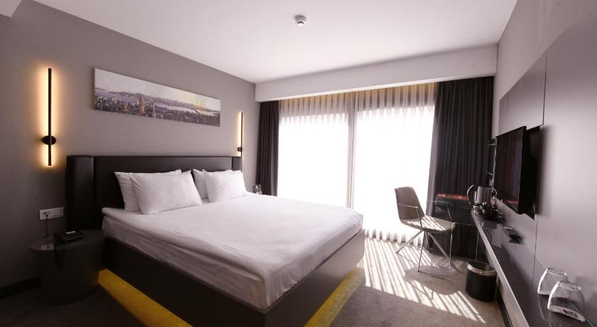 Inncity Hotel Nisantasi - image 9