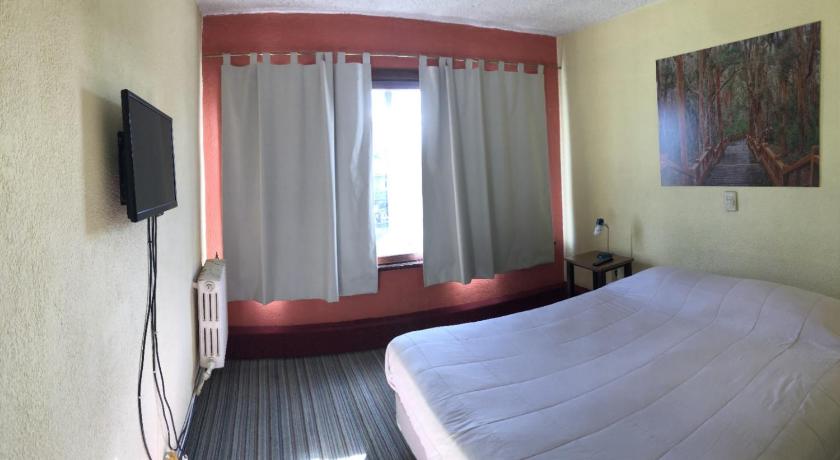 Image of Double Room with Private Bathroom 1