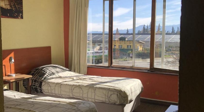 Image of Twin Room with Private Bathroom 0