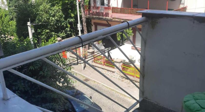 Belgrade Nena Apartman 2-Star Single Room restaurant