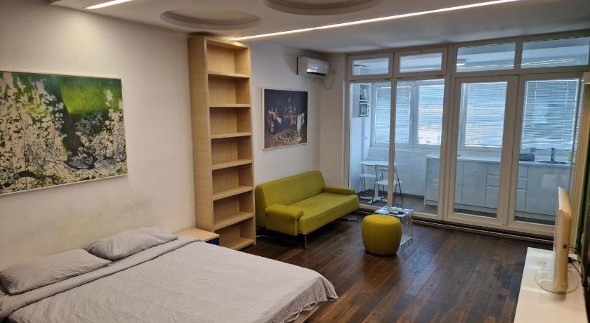 STATUS Superior Apartments photo