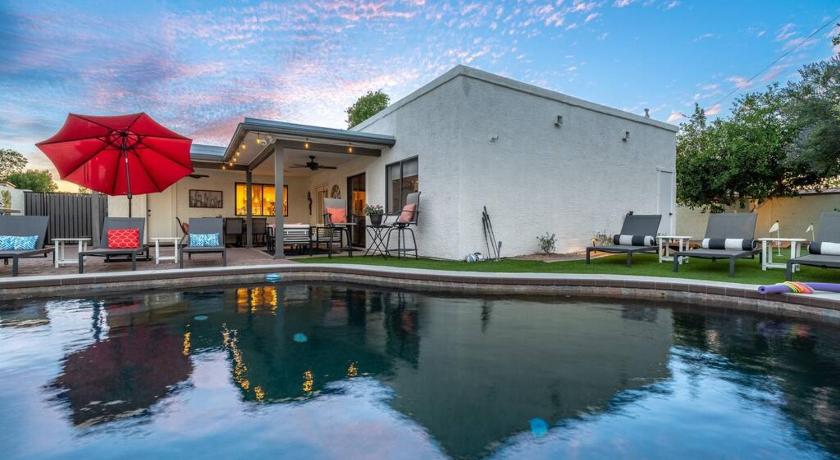 피닉스 (AZ) Dual Master Arcadia Lite - Near Old Town Scottsdale, Private Pool 4성급 숙소 레스토랑