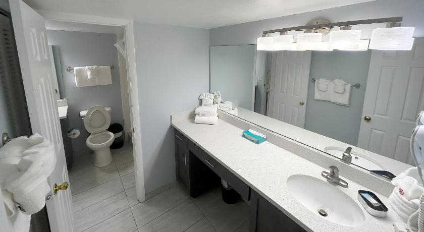 Bathroom, Ocean East Resort Club in Ormond Beach (FL)