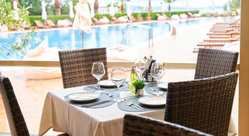Burgas Beach Resort Apartments photo