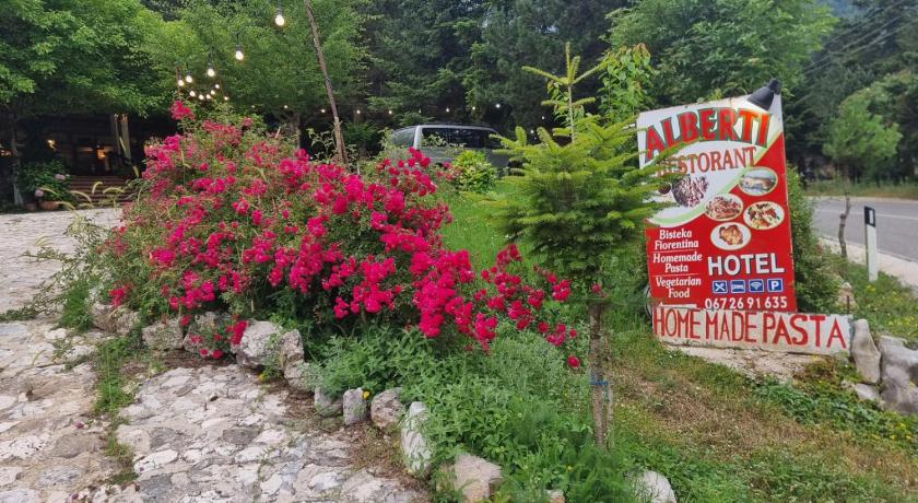 Guesthouse Alberti Llogara photo
