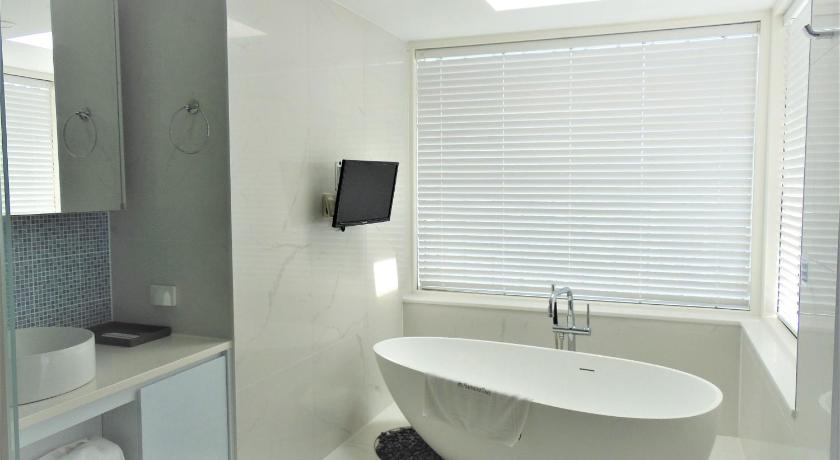 Image of Royal Suite Double (1F) 8