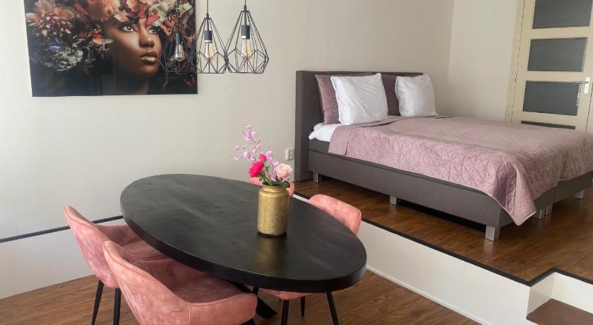 B&amp;B Posthoorn — Hotel in Hoorn