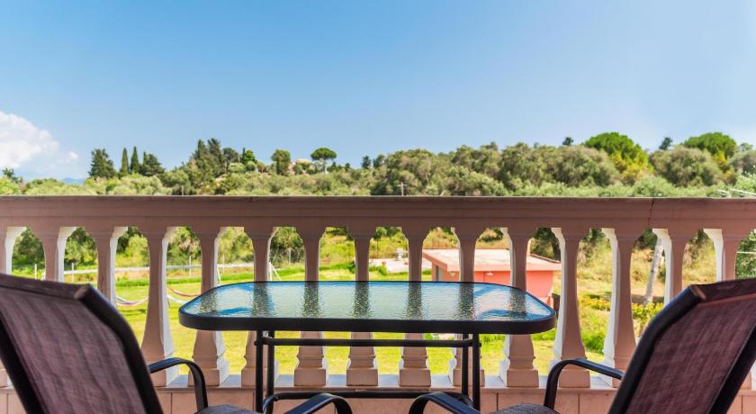 Riposo Studios & Apartments photo