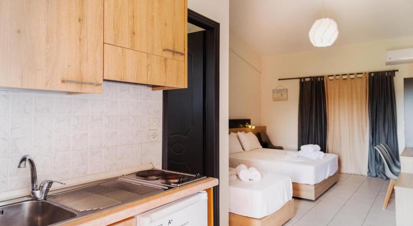 Riposo Studios & Apartments photo