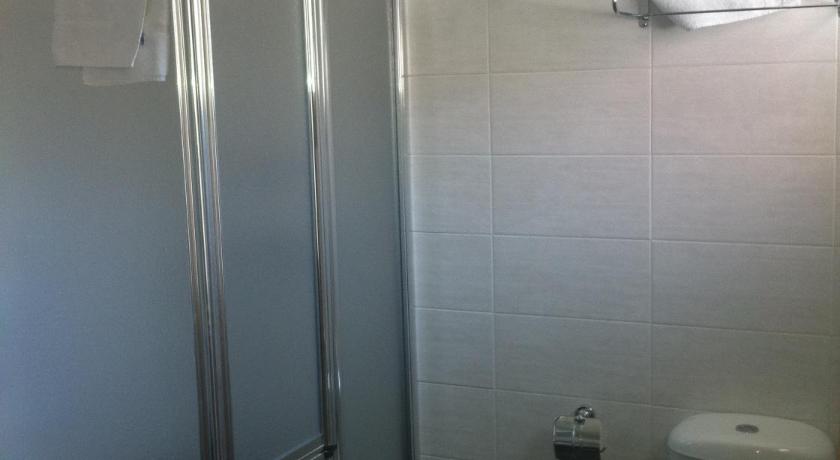 Image of Triple Room 3