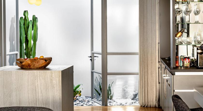 Image of Grand Suite with Private Plunge Pool 16