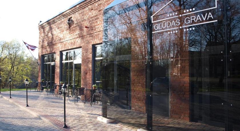 Gludas Grava photo