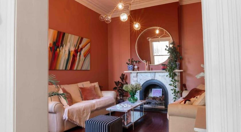 The Eversley - Stylish Terrace house in Fitzroy - image 11