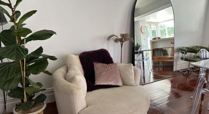 The Eversley - Stylish Terrace house in Fitzroy - image 7