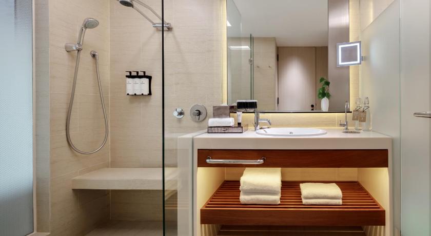 Afbeelding van Premier Marina Bay met 2 slaapkamers, onderling verbonden kamers, uitzicht op Marina Bay (Premier Marina Bay 02 Bedrooms, Connecting Rooms, Marina Bay View) 2