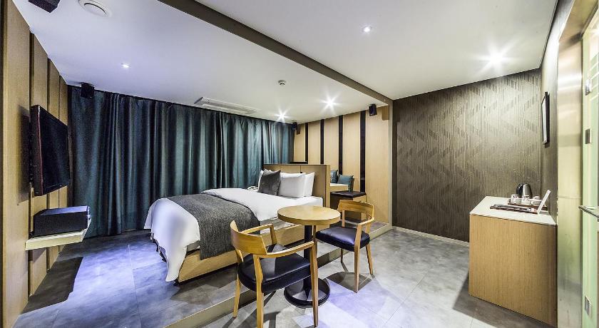 JBIS Hotel photo