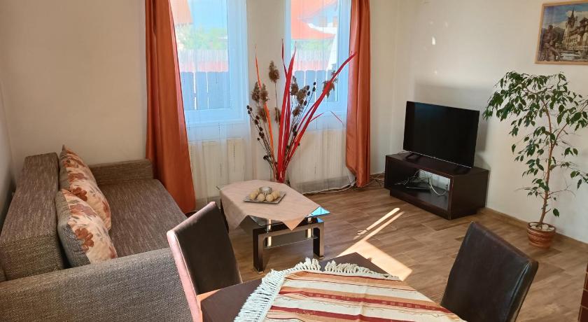 Miercurea Ciuc Lend apartman in the garden 3-Star Single Room suite