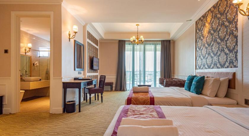 ポートディクソン Tasik Villa International Resort 5つ星 ホテル プール