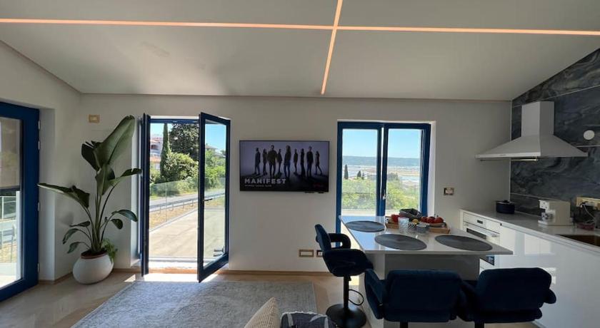 Sea view 2 bedroom apartment