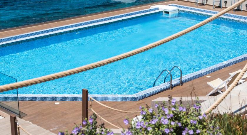 Carian Hotel photo
