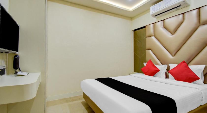 Capital O 77274 Hotel Snowfox photo